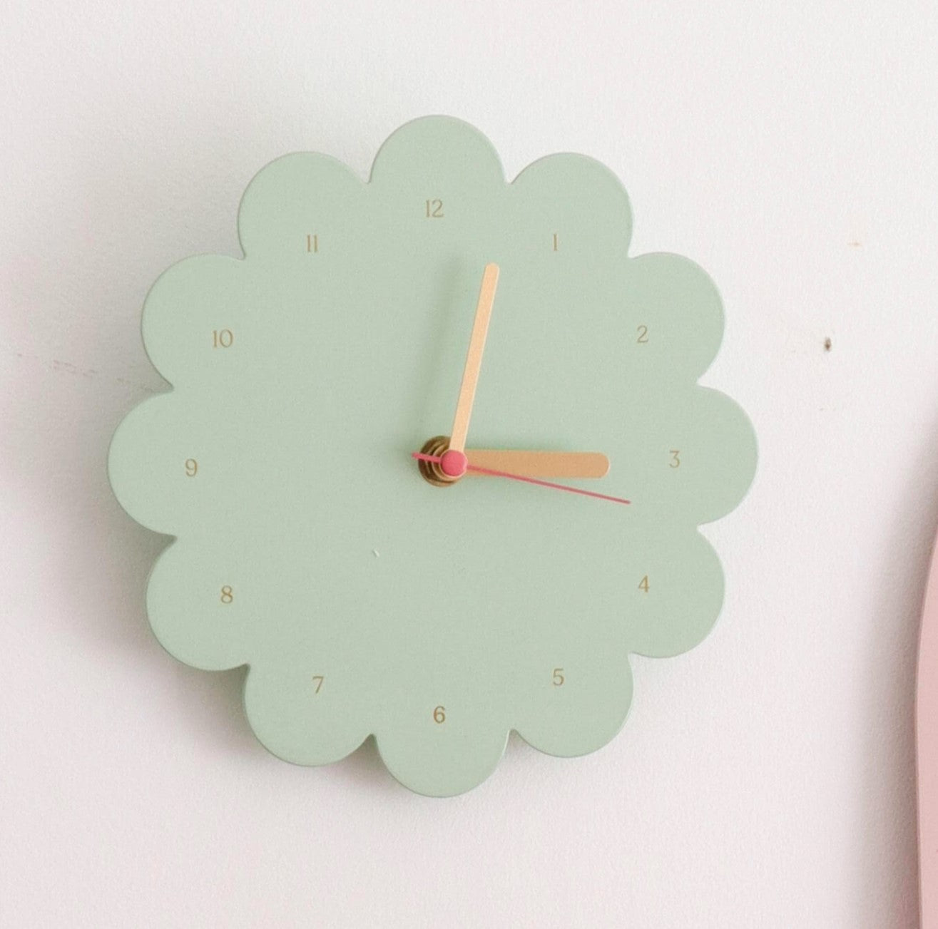 Petal Clock - Mint
