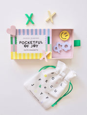 Typologie - Pocketful of Joy